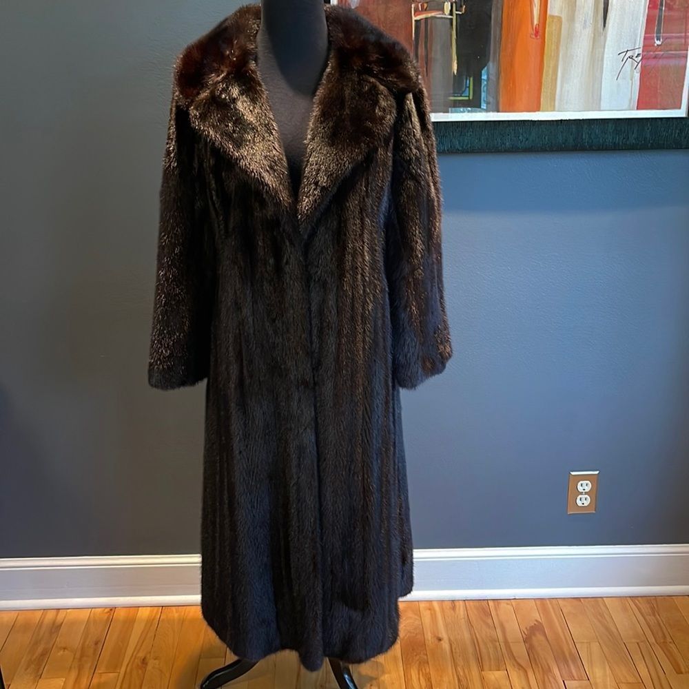 Elegant Brown Fur Coat